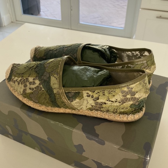 Valentino ‘Camo Lace’ Espadrille - Picture 9 of 12